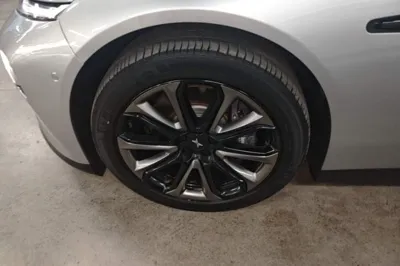 Xpeng P7
