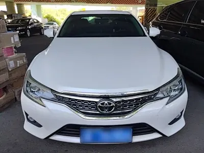 Toyota Reiz