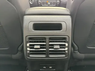 Jeep Commander