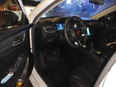Roewe i5