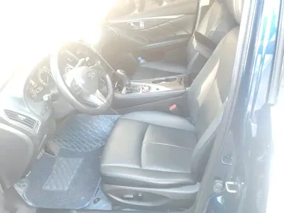 Infiniti Q50L