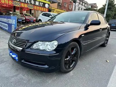 Toyota Reiz