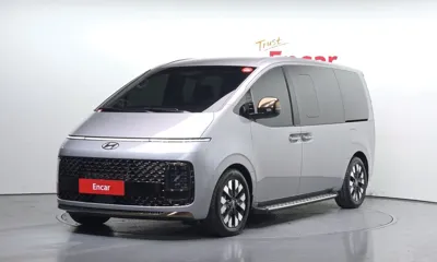 Hyundai Staria