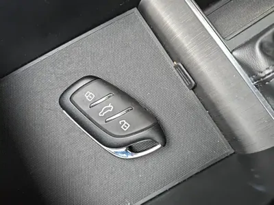 Roewe i5