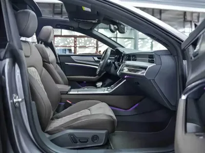 Audi A7L