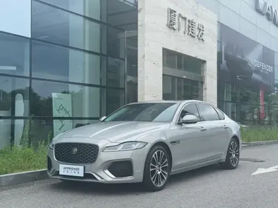 Jaguar XFL
