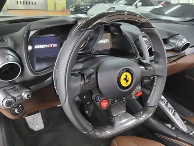 Ferrari 812