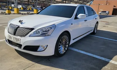 Hyundai Equus