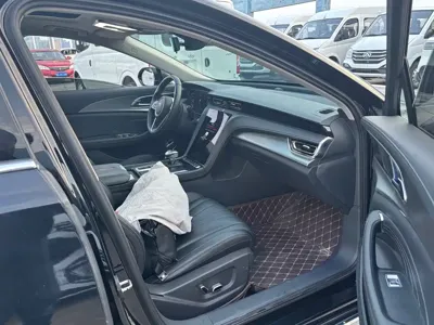 Hongqi Hongqi H5