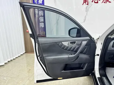 Infiniti FX