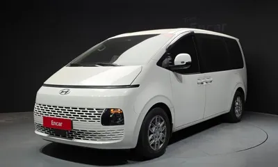 Hyundai Staria