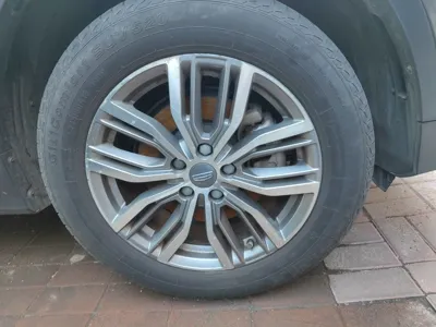 Geely Auto Emgrand X7 Sport