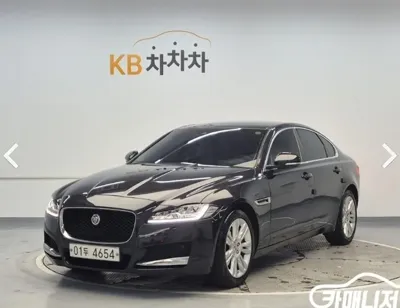 Jaguar XF