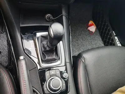 Mazda 3 Axela