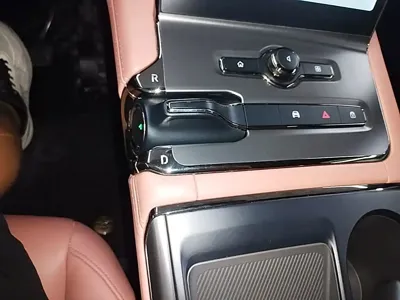 Nio EC6