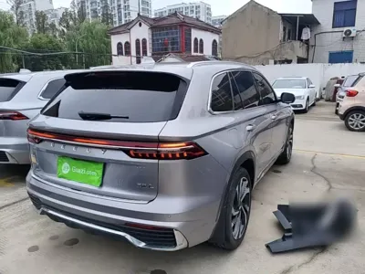 Geely Xingyue L
