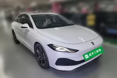 Roewe D7
