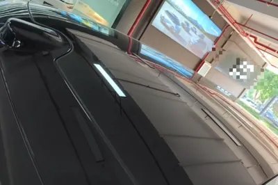 Li Auto L8