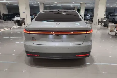 Nio ET7