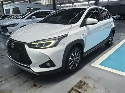 Toyota Yaris L