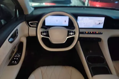 Roewe D7