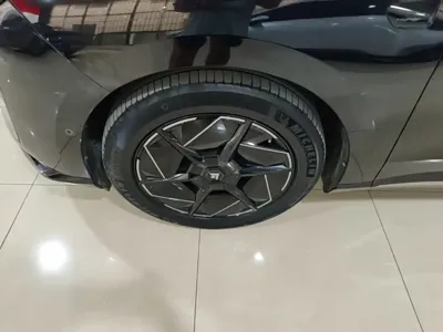 Hyper HT