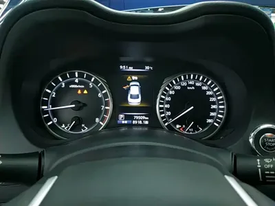 Infiniti Q50L