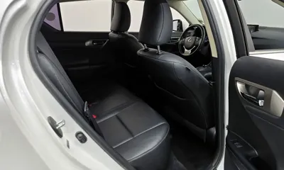 Lexus CT200h