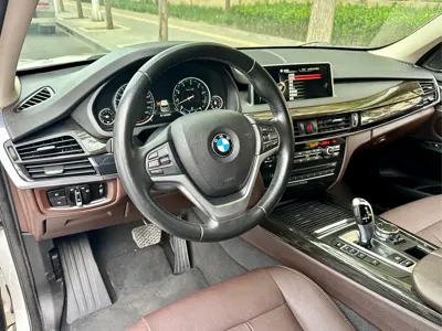 BMW X5 (Import)