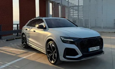 Audi RSQ8