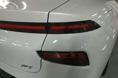 Xpeng P7