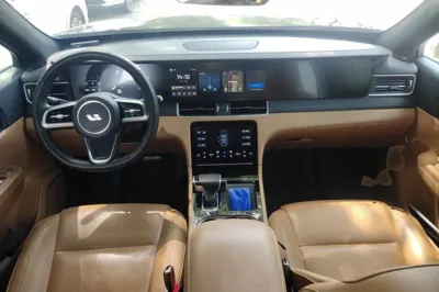 Li Auto ONE