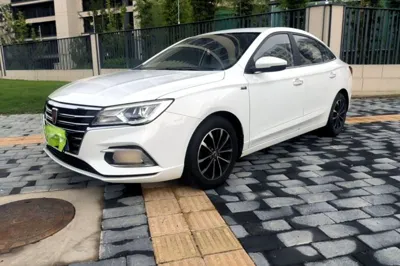 Roewe i5
