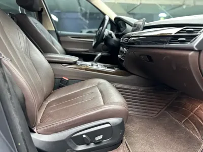 BMW X5 (Import)
