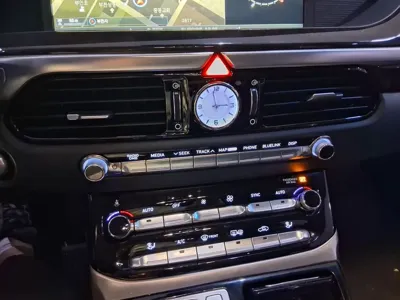 Genesis EQ900
