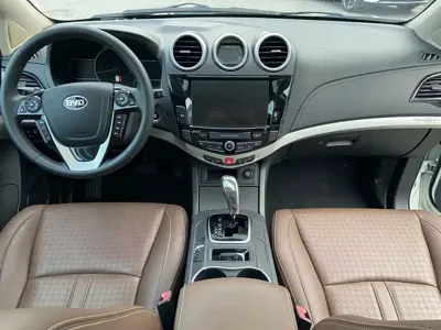 BYD S7