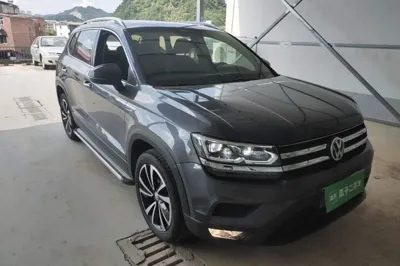 Volkswagen Tharu
