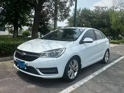 Chery Arrizo 5
