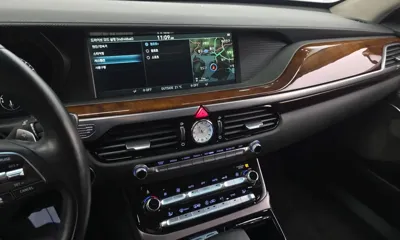Genesis EQ900