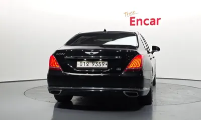 Genesis EQ900