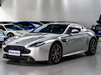 Aston Martin V8 Vantage