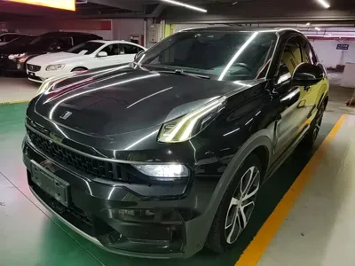 Lynk & Co 05