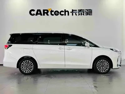 Buick GL8 Hybrid