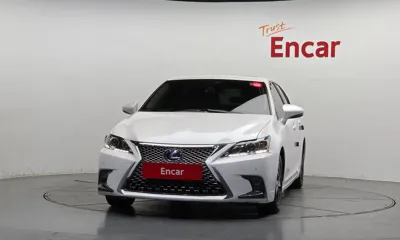 Lexus CT200h