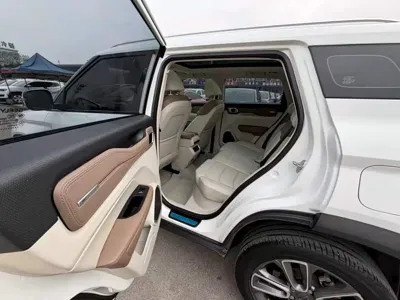 Geely ICON