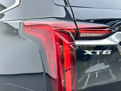 Cadillac XT6