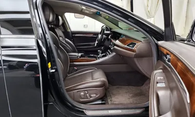 Genesis EQ900
