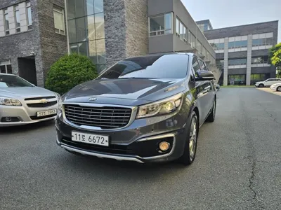 Kia Canival
