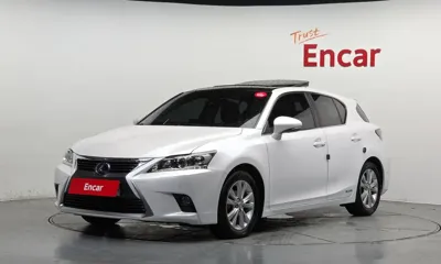 Lexus CT200h