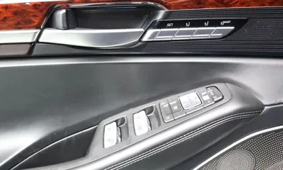 Genesis EQ900